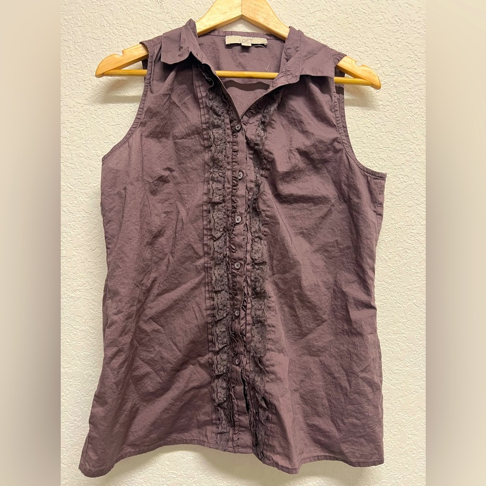 *LOFT sleeveless cotton button down shirt blouse lace embellishment M